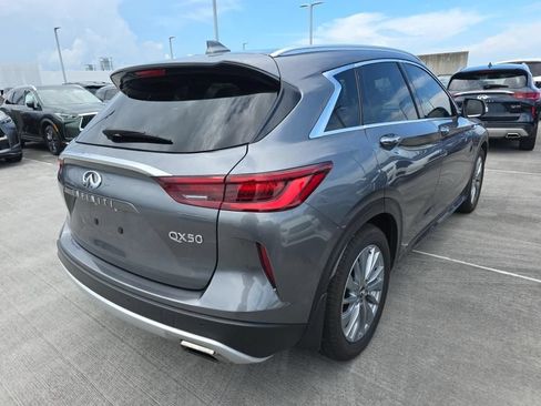 Certified 2023 INFINITI QX50 Luxe FWD image 3