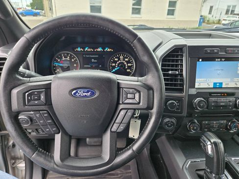Used 2018 Ford F150 XLT w/ Equipment Group 302A Luxury AWD/4WD image 17