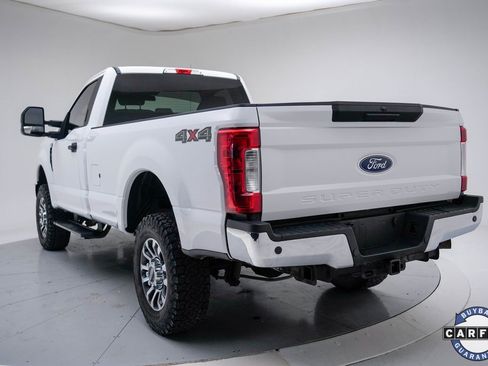 Used 2019 Ford F250 XLT w/ XLT Value Package image 3