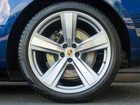 Certified 2023 Porsche Macan GTS AWD/4WD image 13