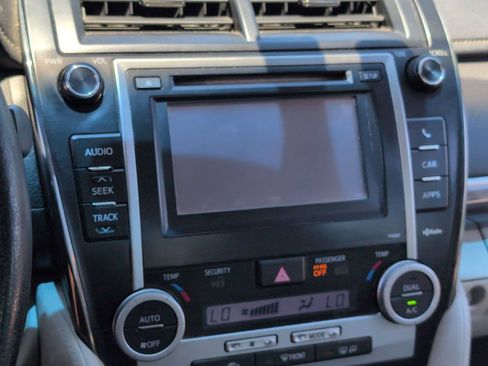 Used 2012 Toyota Camry XLE w/ Convenience Pkg FWD image 27
