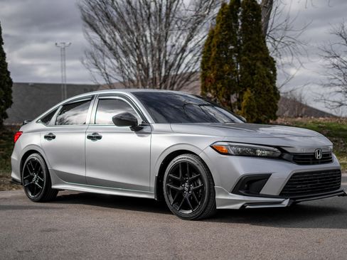 Used 2022 Honda Civic Sport image 3