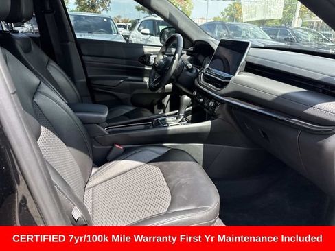 Used 2025 Jeep Compass Latitude w/ Altitude Special Edition AWD/4WD image 11