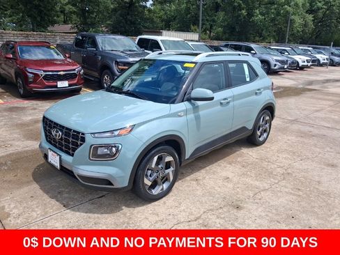 Used 2025 Hyundai Venue SEL FWD image 1
