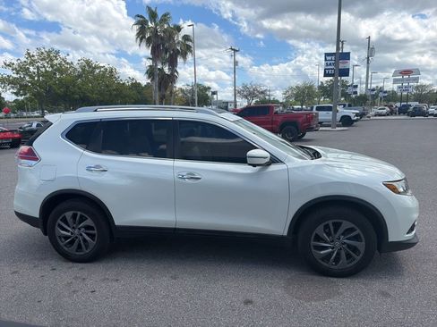 Used 2016 Nissan Rogue SL w/ SL Premium Package image 8