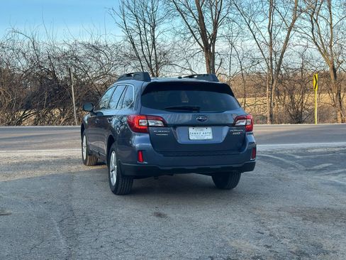 Used 2015 Subaru Outback 2.5i Premium image 12