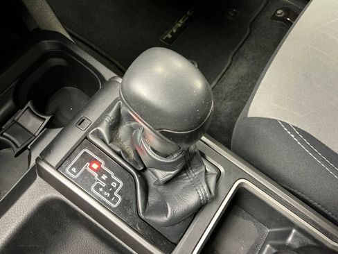 Certified 2021 Toyota Tacoma TRD Sport image 23