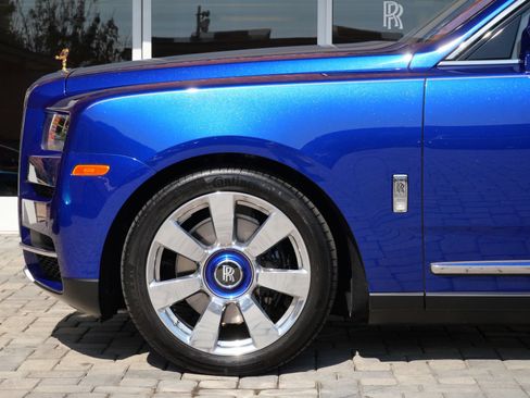 Certified 2023 Rolls-Royce Cullinan w/ Cullinan Package AWD/4WD image 12