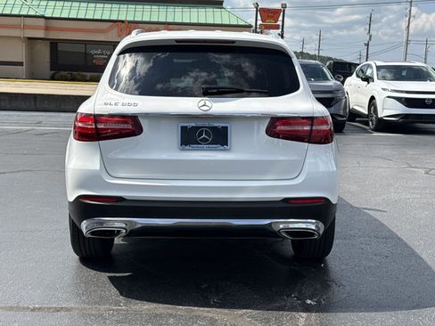 Used 2018 Mercedes-Benz GLC 300 image 4