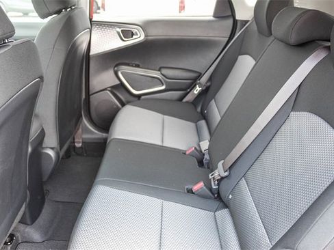New 2025 Kia Soul LX w/ LX Technology Package image 35