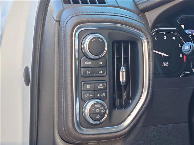 Used 2019 GMC Sierra 1500 Denali w/ Driver Alert Package II AWD/4WD image 25