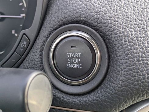 Used 2024 MAZDA CX-90 3.3 Turbo w/ Preferred Plus image 32