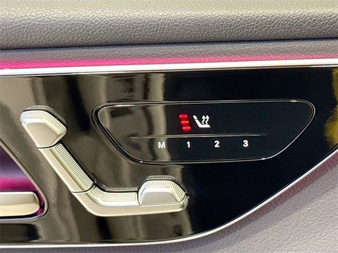 Certified 2025 Mercedes-Benz GLC 300 GLC 300 image 21