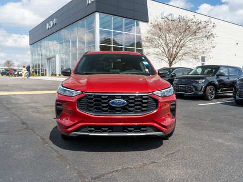 Used 2024 Ford Escape ST-Line image 13