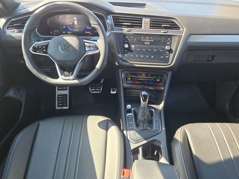 Used 2024 Volkswagen Tiguan SE R-Line w/ MDO Package, Three-Row FWD image 29