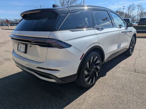 New 2026 Lincoln Nautilus Reserve w/ Jet Appearance Package image 3