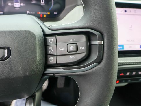 New 2026 Jeep Cherokee Laredo AWD/4WD image 27