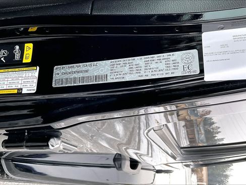 Used 2023 Jeep Wrangler Sahara w/ Cold Weather Group image 21