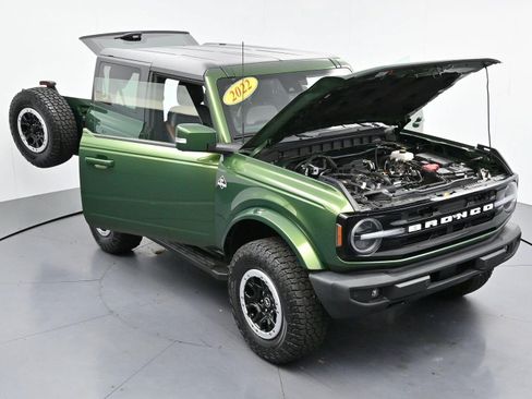 Used 2022 Ford Bronco Outer Banks AWD/4WD image 41