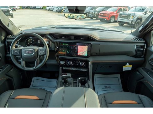 New 2026 GMC Sierra 1500 AT4 w/ AT4 Premium Package AWD/4WD image 34