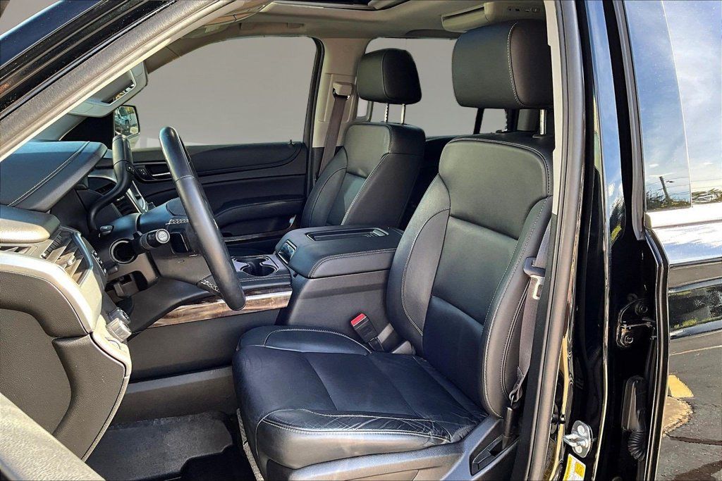 Used 2017 Chevrolet Suburban LT AWD/4WD image 18