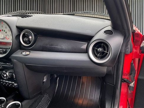 Used 2012 MINI Cooper S image 17