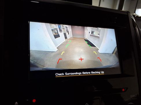 Used 2022 Subaru Forester image 11