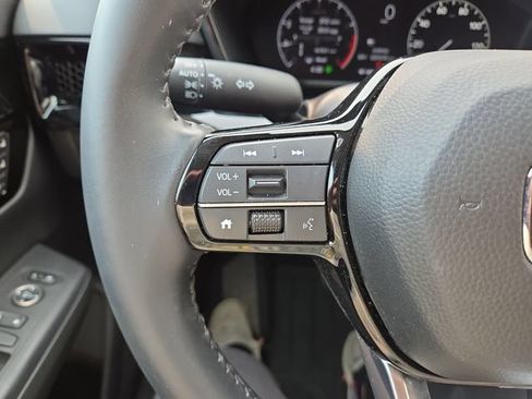 Used 2024 Honda CR-V EX-L image 18