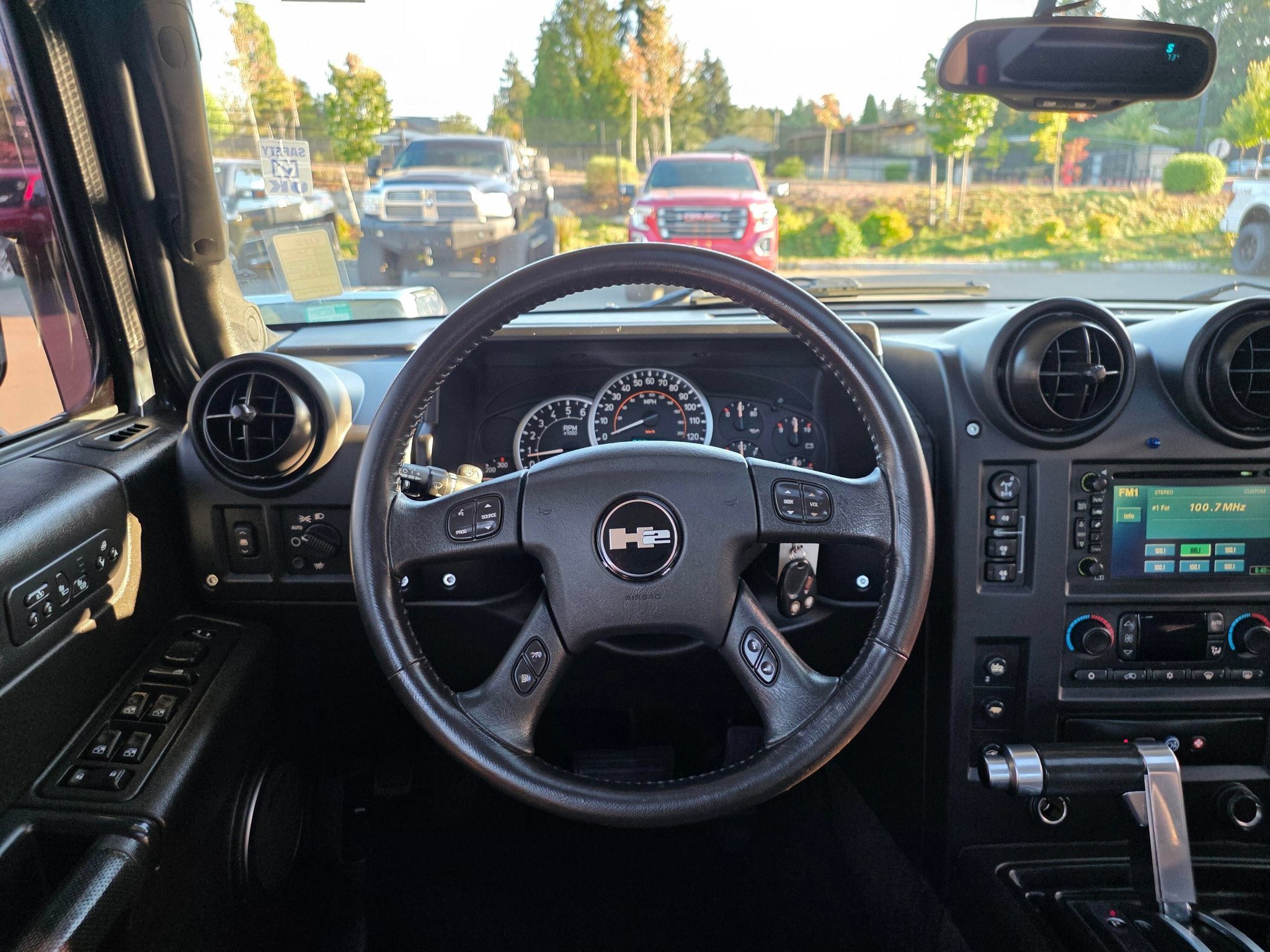 Used 2005 HUMMER H2 SUT w/ Preferred Equipment Group AWD/4WD image 13