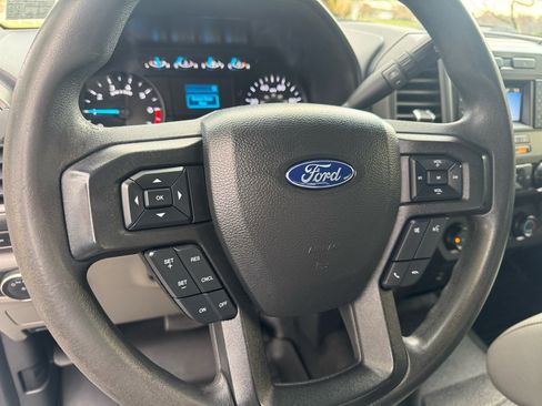 Used 2022 Ford F350 XL w/ Power Equipment Group image 15