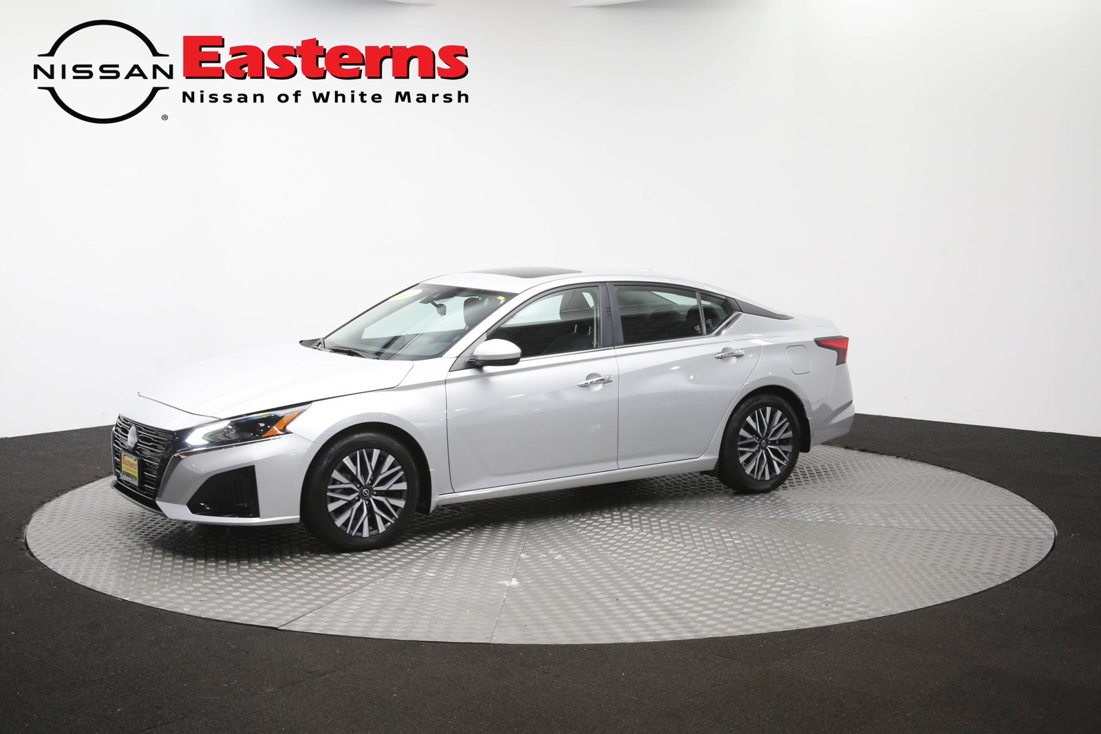 Used 2024 Nissan Altima 2.5 SV w/ SV Premium Package FWD image 57