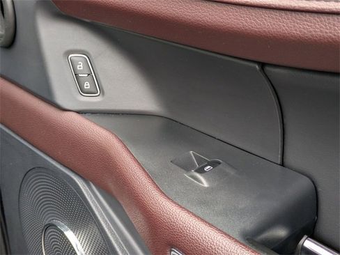 Used 2024 Ford Expedition Limited image 36