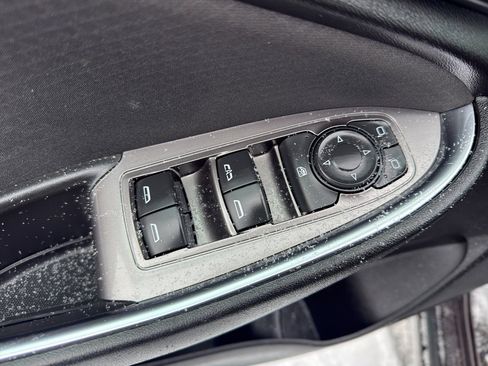 Used 2020 Chevrolet Malibu LT image 12