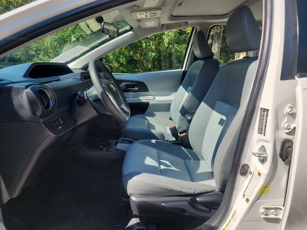 Used 2012 Toyota Prius C Four FWD image 16