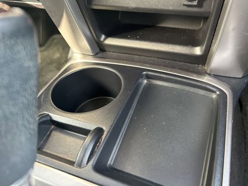 Used 2016 Toyota 4Runner Limited image 30