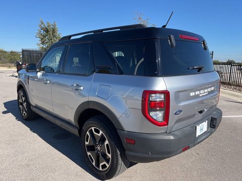 Used 2021 Ford Bronco Sport Outer Banks w/ Outer Banks Package (96D) image 6