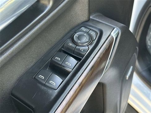 Used 2020 GMC Sierra 1500 SLT w/ SLT Premium Plus Package image 22