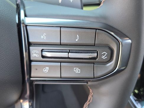 New 2026 GMC Yukon AT4 w/ AT4 Premium Plus Package AWD/4WD image 24
