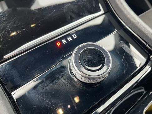 Used 2023 Jeep Grand Cherokee Altitude image 10