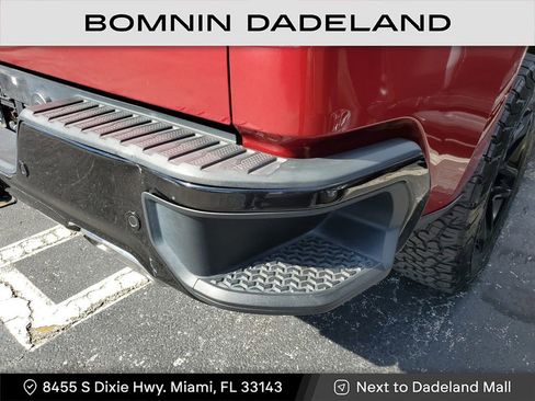 Used 2020 Chevrolet Silverado 1500 LT Trail Boss image 9