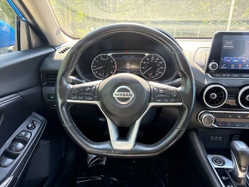 Used 2022 Nissan Sentra SV FWD image 19