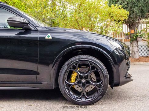 Used 2024 Alfa Romeo Stelvio Quadrifoglio w/ Quick Order Package 25A 100th image 11