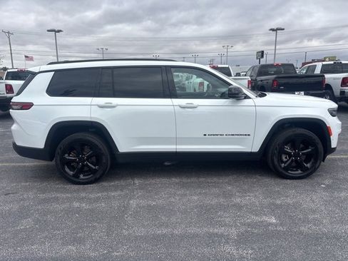 Used 2024 Jeep Grand Cherokee L Limited w/ Luxury Tech Group II image 6