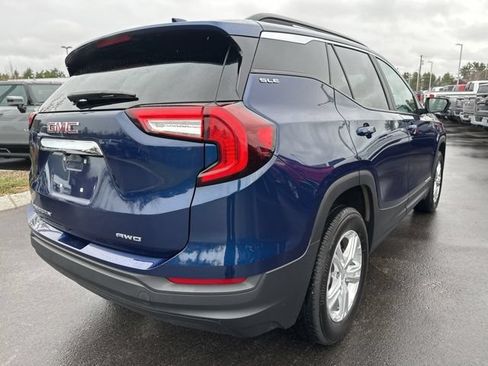 Used 2023 GMC Terrain SLE w/ Driver Convenience Package AWD/4WD image 6