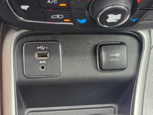 Used 2019 Jeep Compass Sport FWD image 23