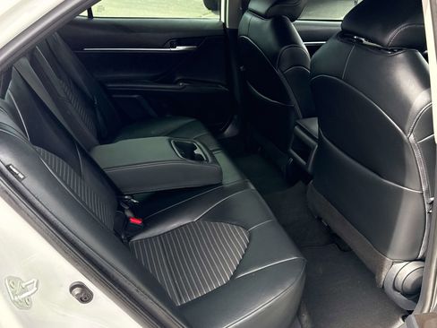 Used 2024 Toyota Camry SE w/ Convenience Package FWD image 17
