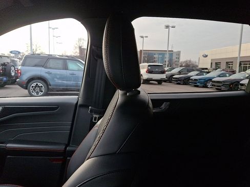 Certified 2024 Ford Escape ST-Line w/ Tech Pack #1 image 17