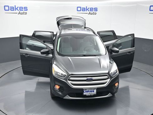 Used 2018 Ford Escape SE FWD image 56