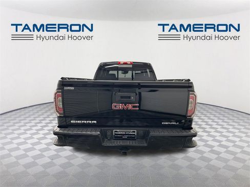 Used 2018 GMC Sierra 1500 Denali w/ Denali Ultimate Package image 4
