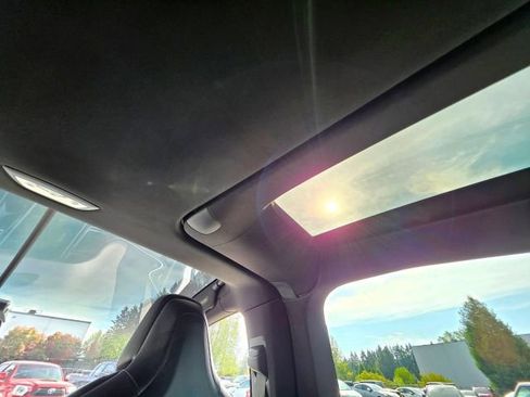 Used 2017 Tesla Model X 75D AWD/4WD image 27